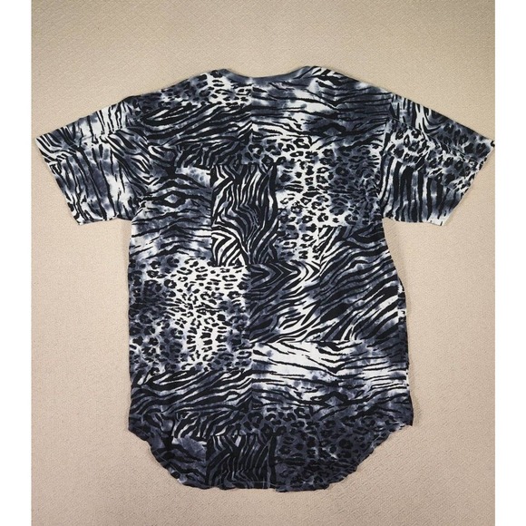 Akademiks Shirt Mens Small S Zebra Leopard Regular Fit Cotton Short Sleeve NWT 2 - Picture 2 of 10